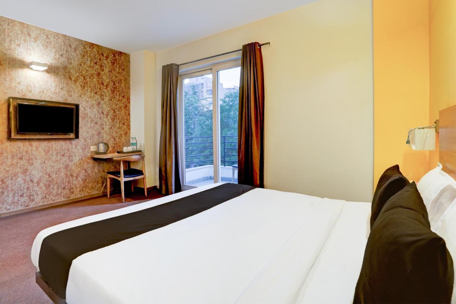 Hotel Aerotech Suite Új-Delhi Kültér fotó