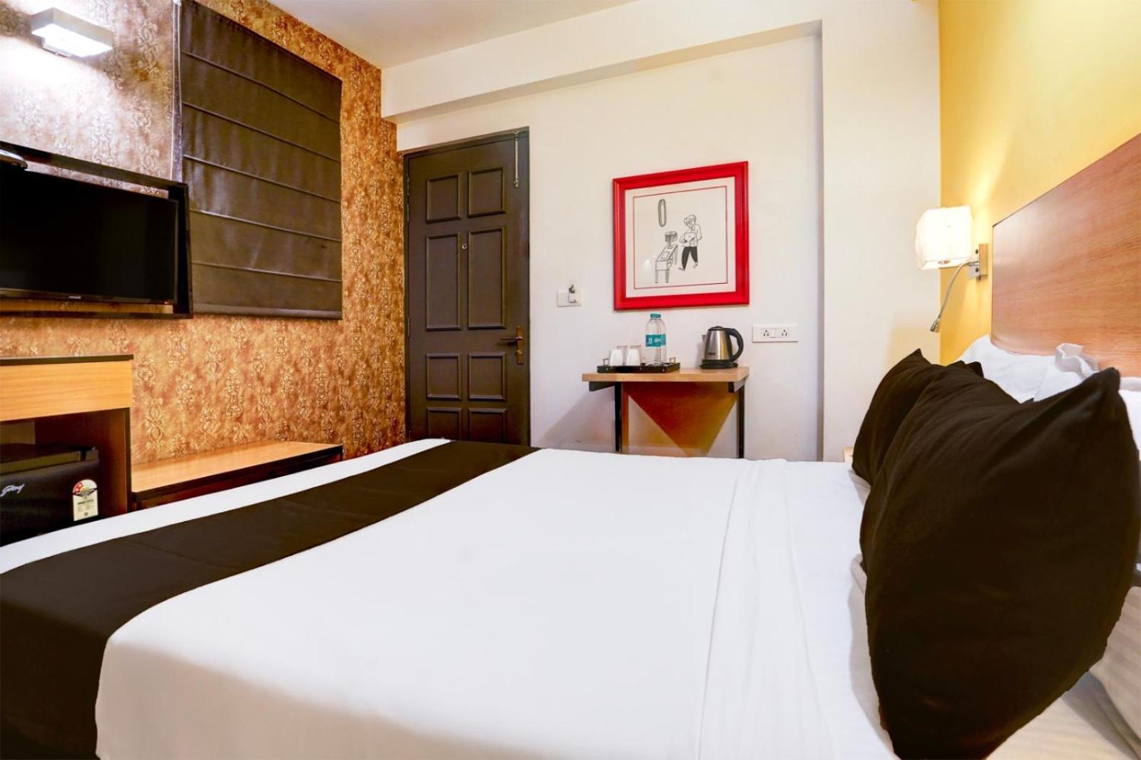 Hotel Aerotech Suite Új-Delhi Kültér fotó